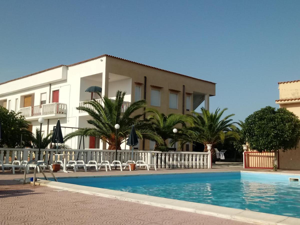 Appartamento Privato Adriatica Лезина Экстерьер фото